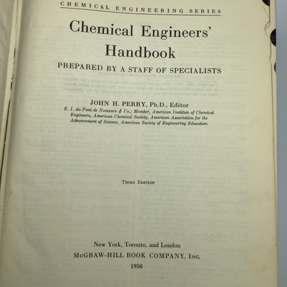 1950 Chemical Engineers' Handbook.  3rd Textbook Edition.  1,942 Pages. - Picture 5 of 12